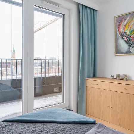 Fuzja W Chmurach - Parking, Klimatyzacja By Fuzjaaparts *