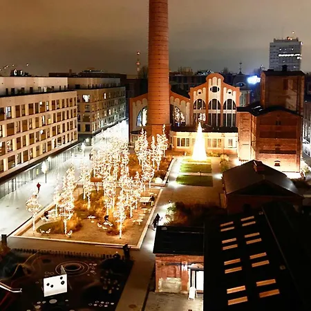Fuzja W Chmurach Taras Z Panorama Lodzi I Elektrowni Scheiblera Parking * Lodz