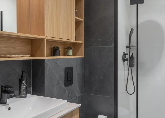 Fuzja W Chmurach - Parking, Klimatyzacja By Fusionaparts * לודז'