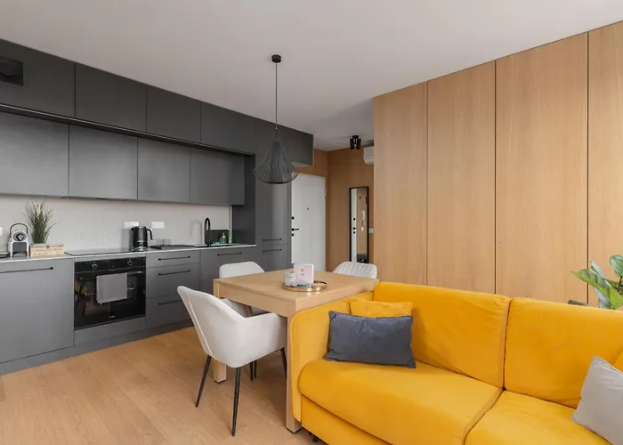 Fuzja W Chmurach - Parking, Klimatyzacja By Fusionaparts *