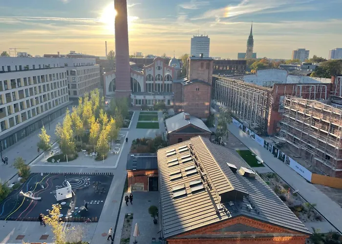 Fuzja W Chmurach - Parking, Klimatyzacja By Fusionaparts * לודז'